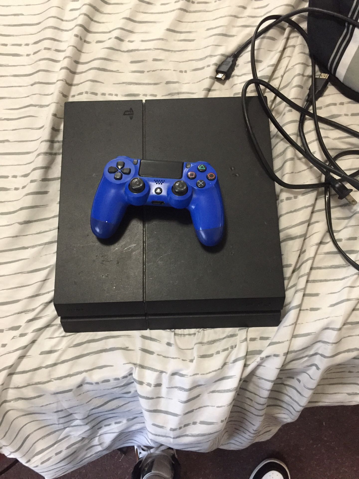PlayStation 4 (comes with NBA 2k20 on console)