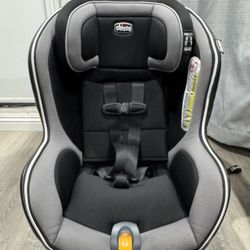 Chicco Next Fit Zip Convertible Car Seat