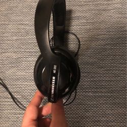 Sennheiser HD202 Headphones