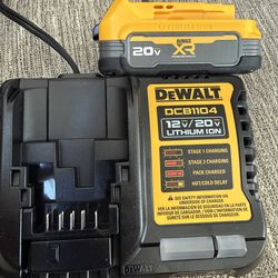 DeWalt 20V MAX XR POWERSTACK Lithium-Ion Battery Starter Kit with 1.7Ah Battery and Charger