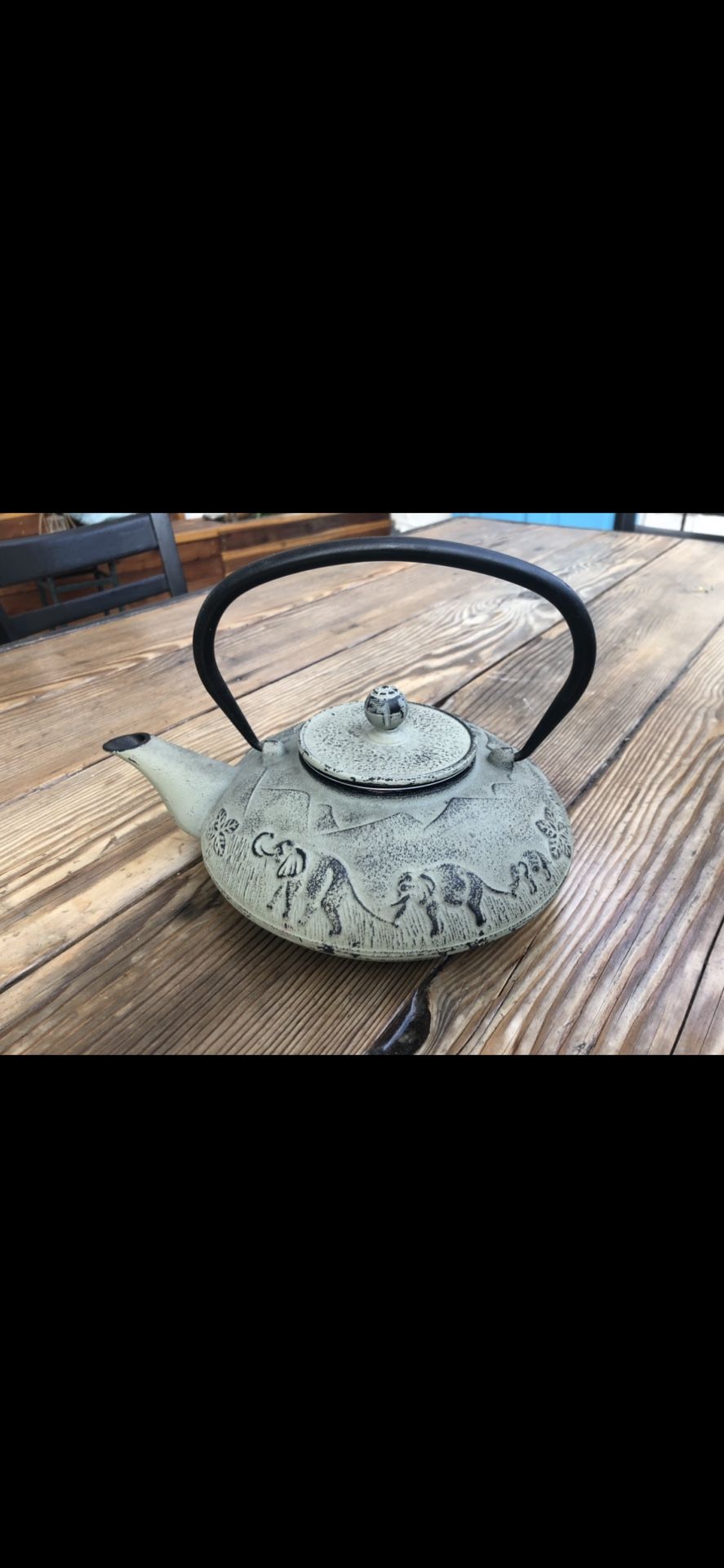 Tea pot