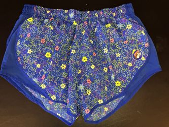 Buc-ee's Shorts 2024- Tropical Floral- BRAND NEW 