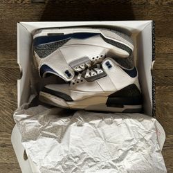 Jordan 3 Midnight Navy