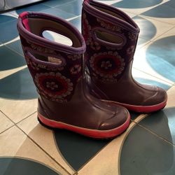 Girls Bog Boots Size 13