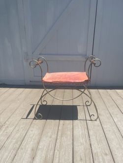 Hollywood Style Vanity Bench
