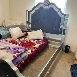 Silver Queen Bed Set