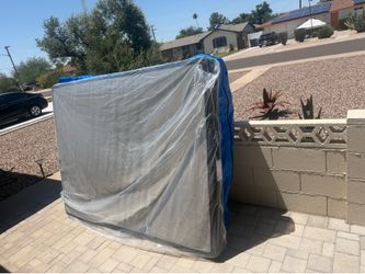 Queen mattress and box spring