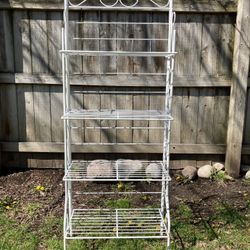 Beautiful white metal rack 