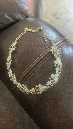 Vintage Leaf Necklace