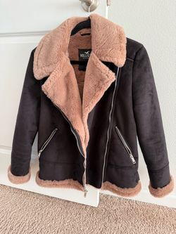 Women’s Clothing Bundle — XS/S — $100