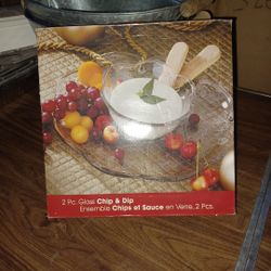 2 PC Chips & Dip  New