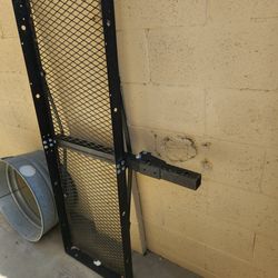 Tow rack