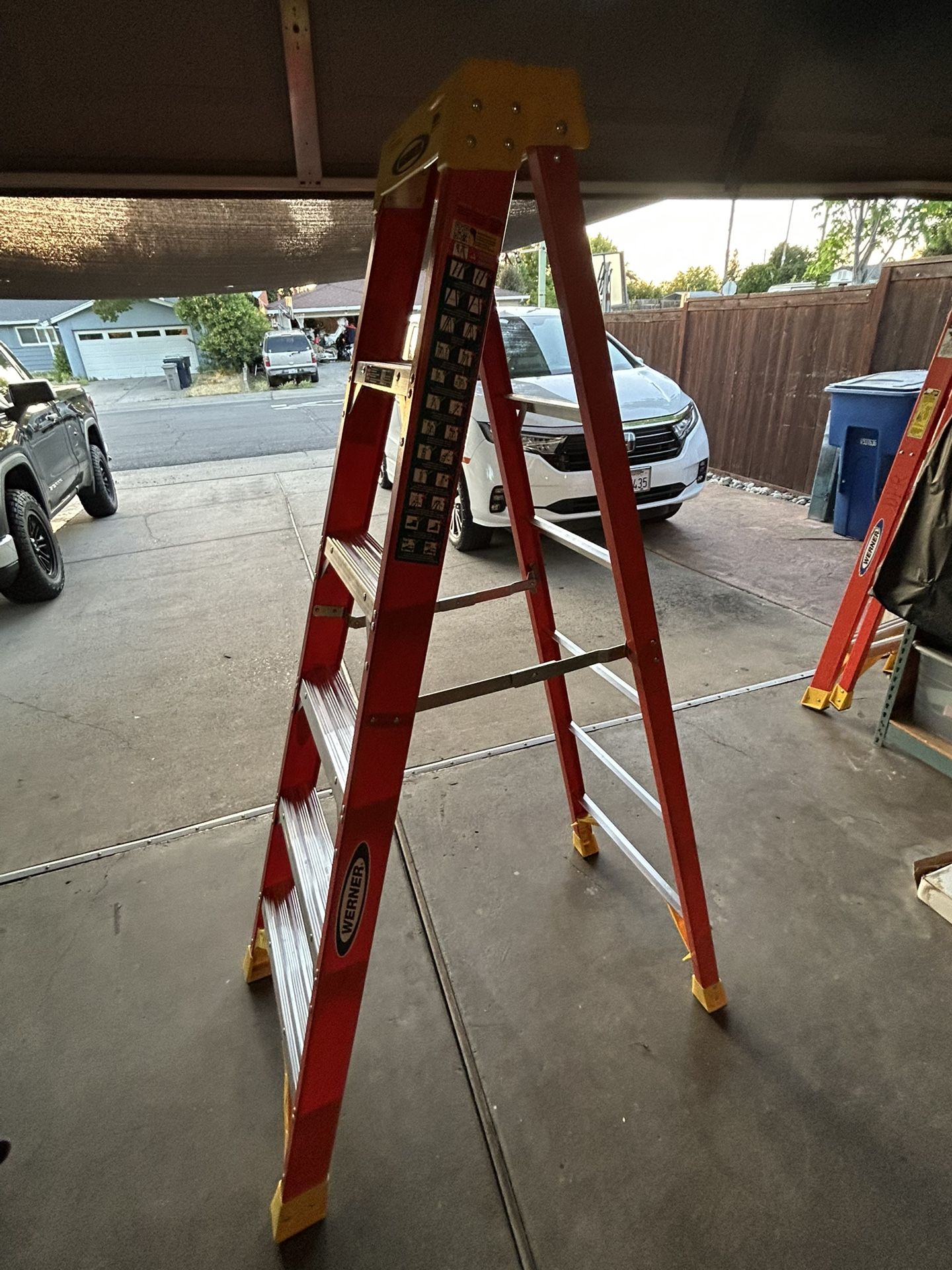 6 Ft Ladder