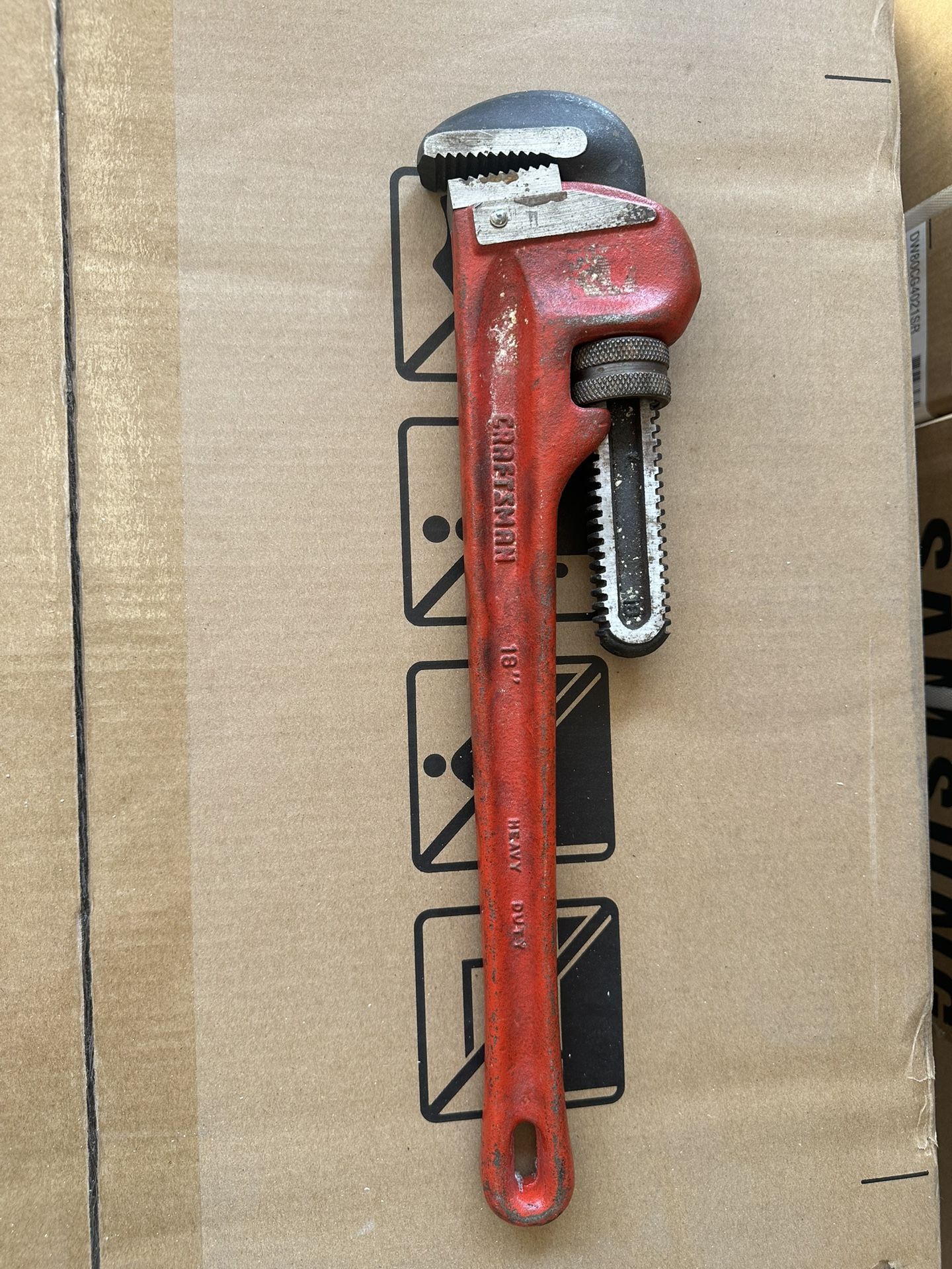 18” Pipe Wrench Craftsman