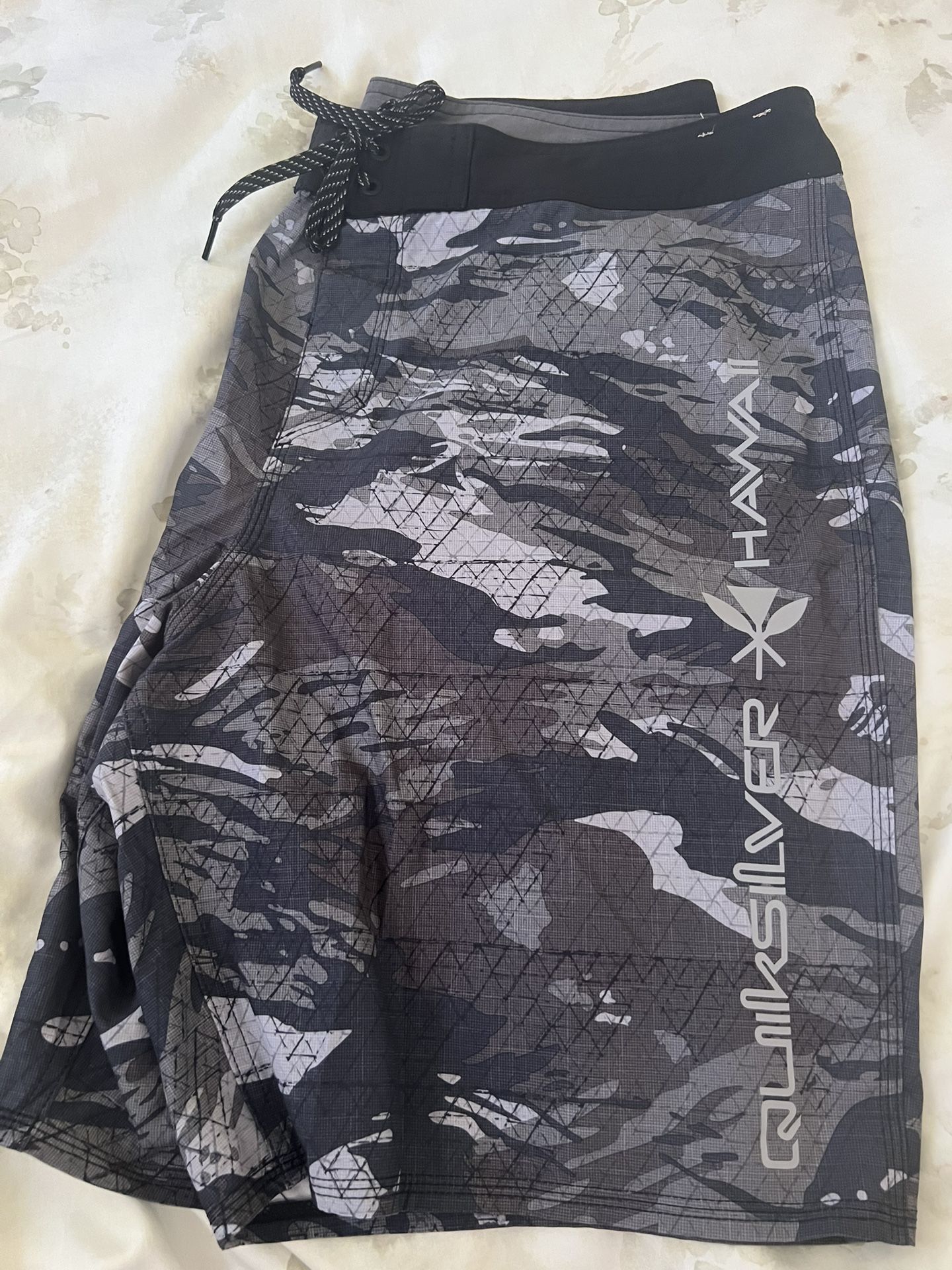 Quiksilver board shorts