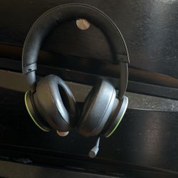 Xbox Xfinity Wireless Gaming Headphones