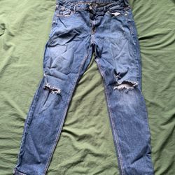 Women’s Old Navy Blue Ripped Jeans Size 16