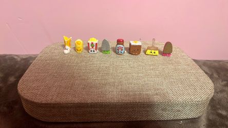 Shopkins Season 2 Original Collectible Figures – Lot of 8