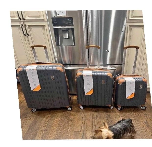 Space Smart Case Set 3 Piece Expandable Solution always away