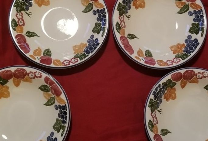 Set of 4 Staffordshire CHIANTI Large Soup Bowls
