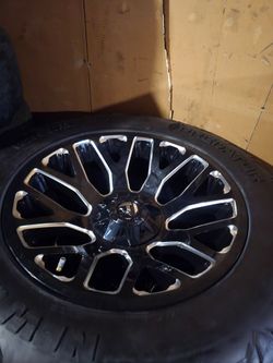 Rims 20x10 universal 6 lugs f150 and silverado .nissan titan