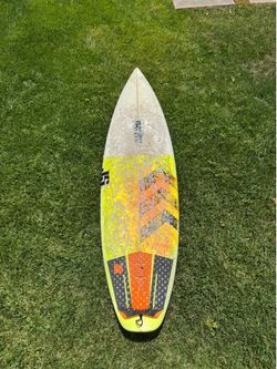 Surfboard JS 6’0”  FCS thruster