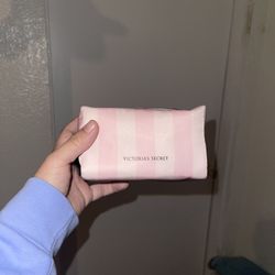 Victoria Secret Make Up Bag $5 
