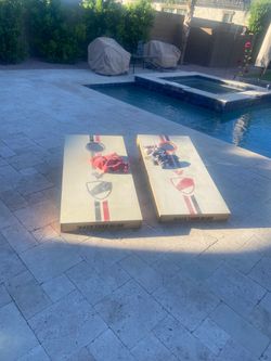 Cornhole game