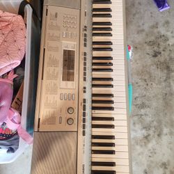 Casio LK-270 Keyboard