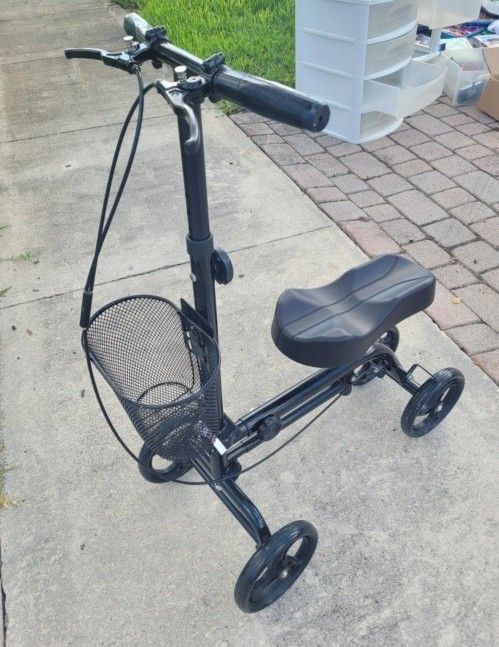 Knee Scooter Great Condition