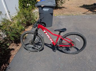 Pending Pickup. Trek Marlin 5 XXS frame.