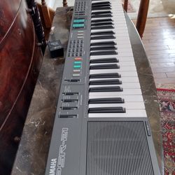 Yamaha PSR-21 ( Synthesizer) Open Box