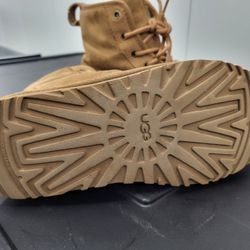 Womens size 6 UGG