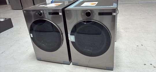 stackable front load gas Dryer WAS$1549 save up$900