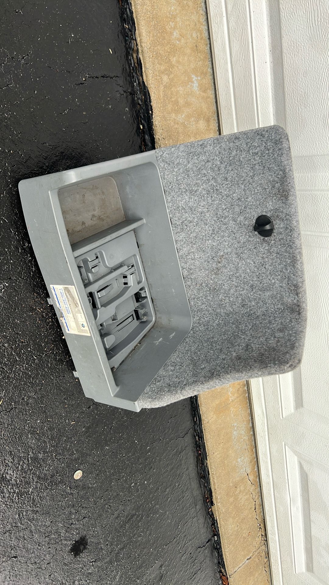 Bmw325i to Kit Compartment/ Battery Cover