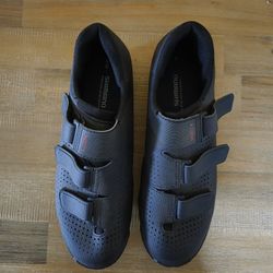 Shimano Cycling Shoes + Pedals