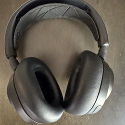 Arctis Nova Pro Wireless for Xbox & PC