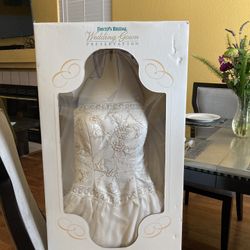 David’s bridal Wedding Dress