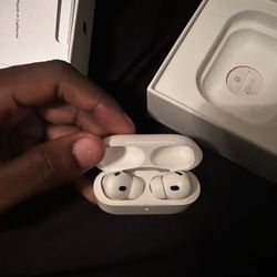 Apple AirPod Pros 2nd Gen(barely Used)