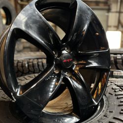 Black SRT Wheel 20”