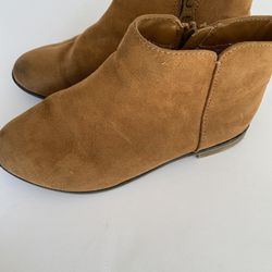 Big Girl’s Boots Size 1 $4