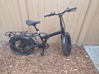 E bike, needs battery. The tires just needs air, comes with brand new extra  tire.