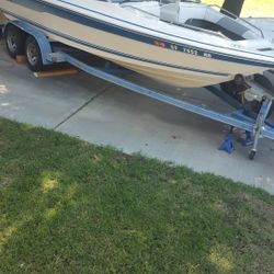 1990 Searay 21' Open Bow