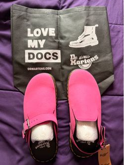 DOC MARTEN’S Women’s Platform Clogs with Buckle (Size 8.5-9)