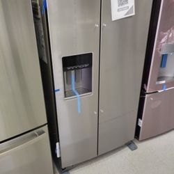 WHIRLPOOL COUNTER DEPTH SIDE X SIDE REFRIGERATOR OPEN BOX ITEM V6 