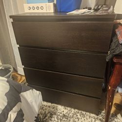 4 Drawer Dresser
