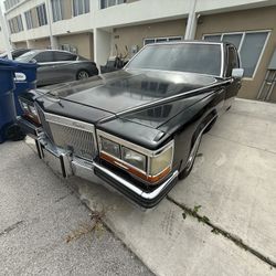 1988 Cadillac Brougham