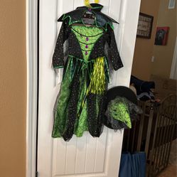 Halloween Witch Costume , Girls With Accessories