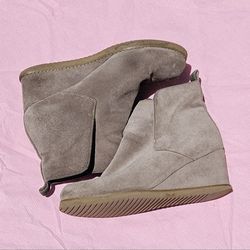 WOMEN'S SUEDE WEDGE BOOTS Taupe