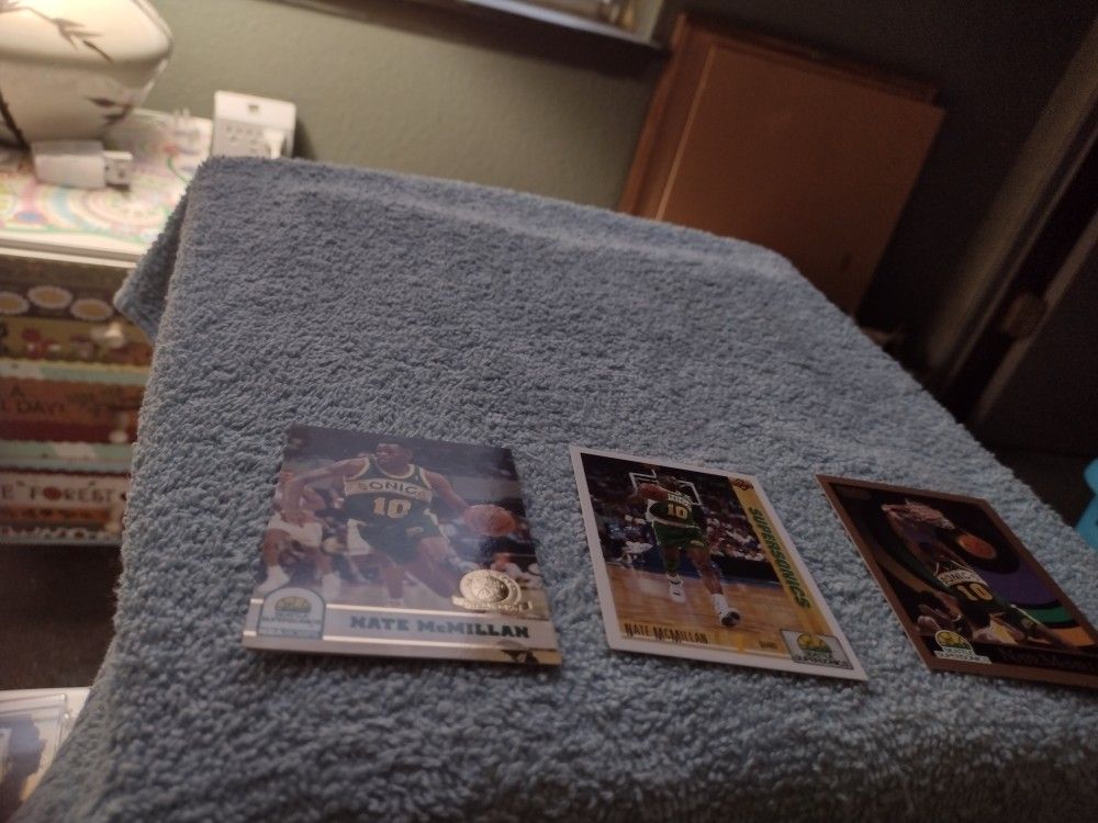 Basketball Cards Gary Payton, Kemp, McMillion 16 Cards. Cash Porch Pickup Redmond